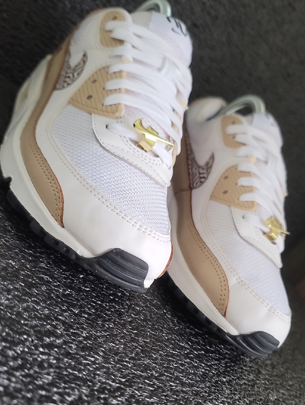 Nike Air Max 90 'United In Victory' "White/Hemp" Wmns 8.5 Ships Today - Picture 7 of 16